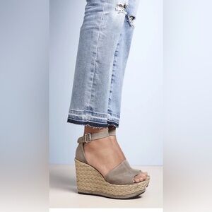 Stuart Weitzman Sohojute Platform Wedge Sandals